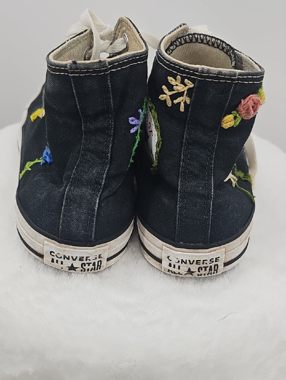 Converse Women' Black High-Top Sneakers with Multicolor Flower Embroidery Size 9 - Picture 5 of 7